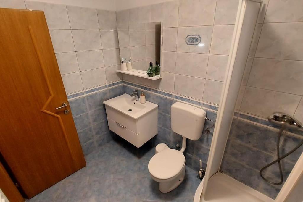 Apartman Ana Pula - Calm, Free Parking, Close To Center Luaran gambar